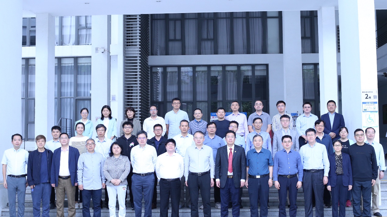 赌博网站
举办粤港澳（国家）应用数学中心深圳分中心2023学术年会